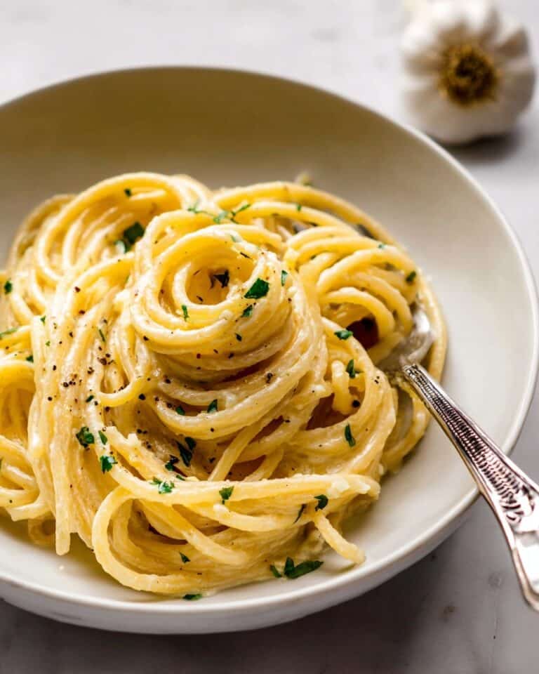 Creamy Garlic Sauce Recipe