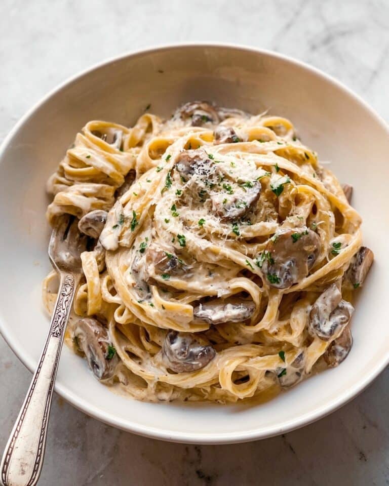 Creamy Mushroom Pasta Recipe
