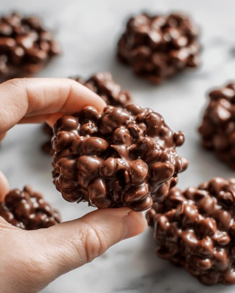 3-Ingredient Dark Chocolate Quinoa Crisps Recipe