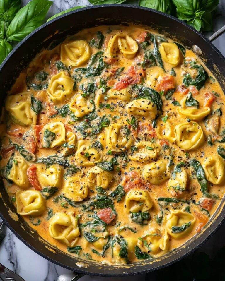 One Pot Creamy Spinach Tomato Tortellini Recipe